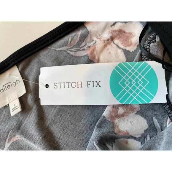 Kaileigh Amandine Knit Dress NWT Black Floral Surplice Neckline Stretch Sz S - Picture 5 of 8